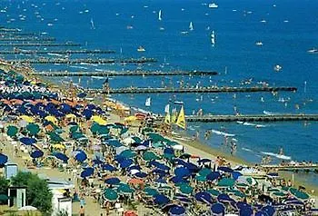 Salus Smart & Chic Hotel Lido di Jesolo 4*,