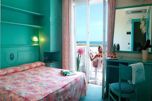 Salus Smart & Chic Hotel Lido di Jesolo